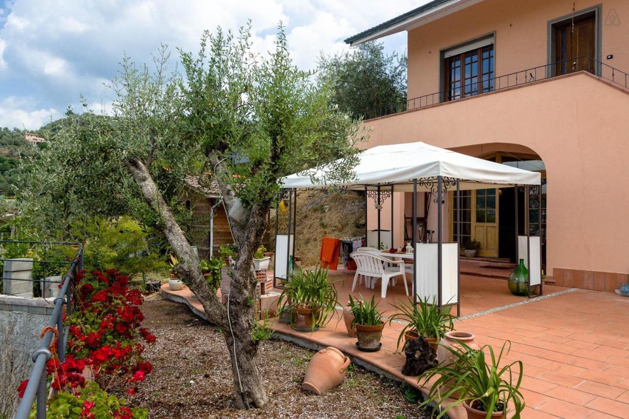 Room In Villa - Room In The Hills With Garden And Sea View San Salvatore  Εξωτερικό φωτογραφία