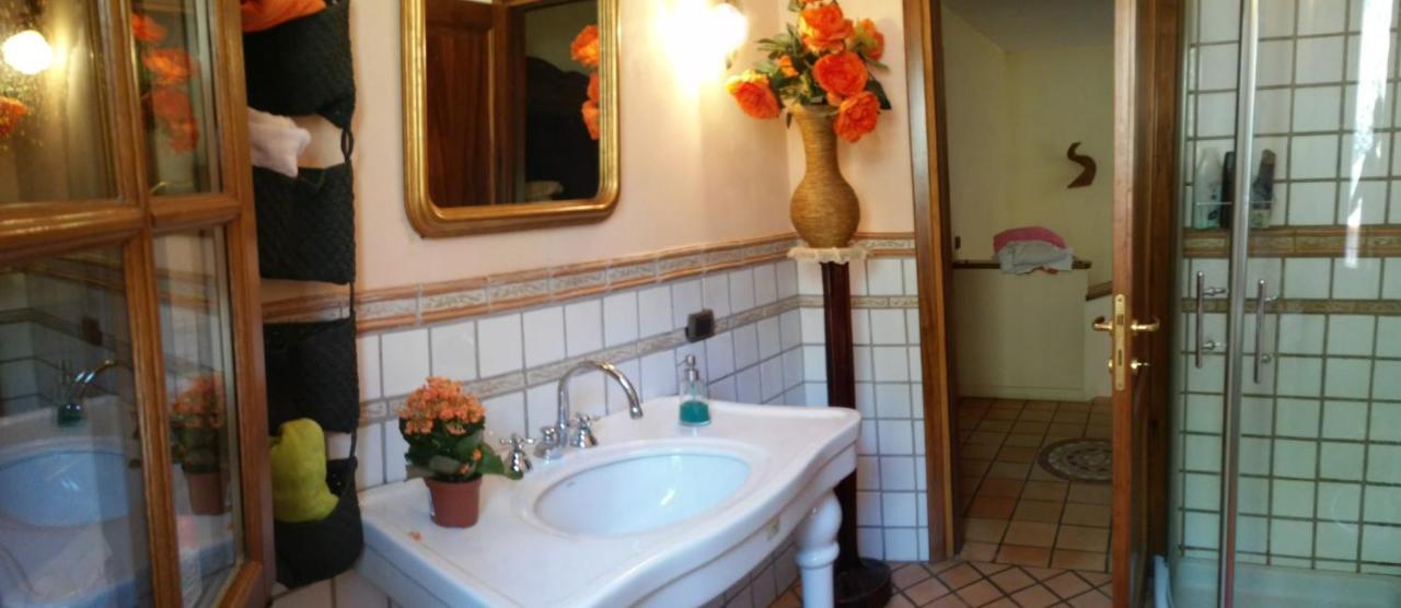 Room In Villa - Room In The Hills With Garden And Sea View San Salvatore  Εξωτερικό φωτογραφία